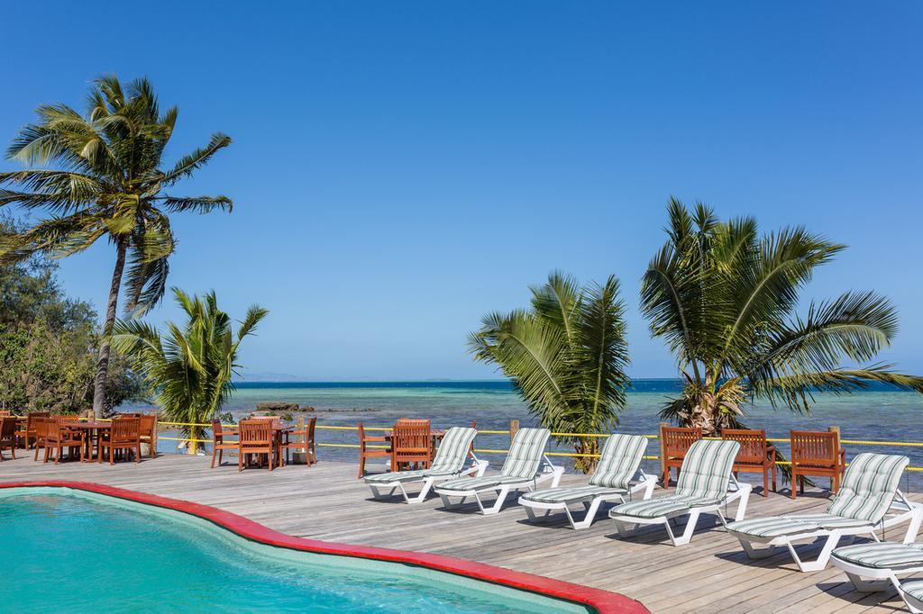 Funky Fish Beach & Surf Resort Solevu Eksteriør billede